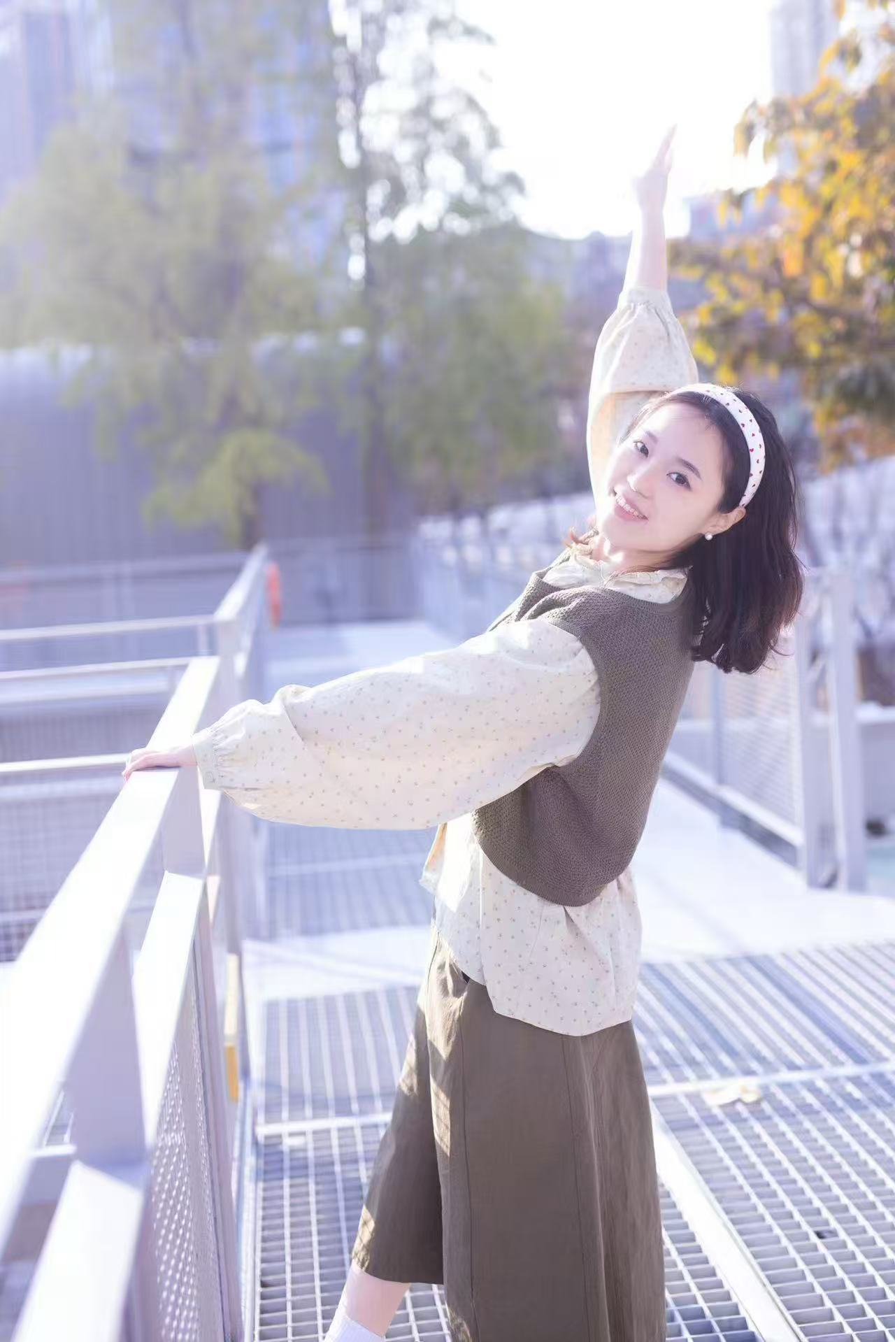 吕行律师简介